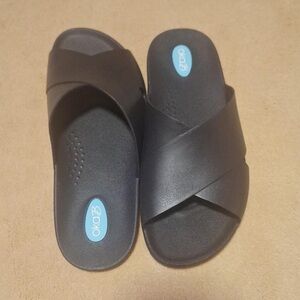 Oka B Slide Maxwell Sandals Size XL US Men’s 10-11 Black Cross Strap